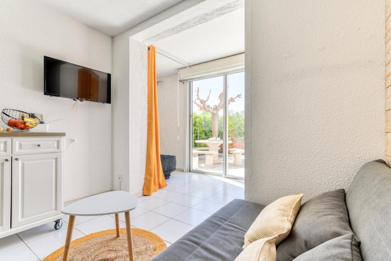 A L'Ombre Du Murier Apartment Le Barcares Bagian luar foto